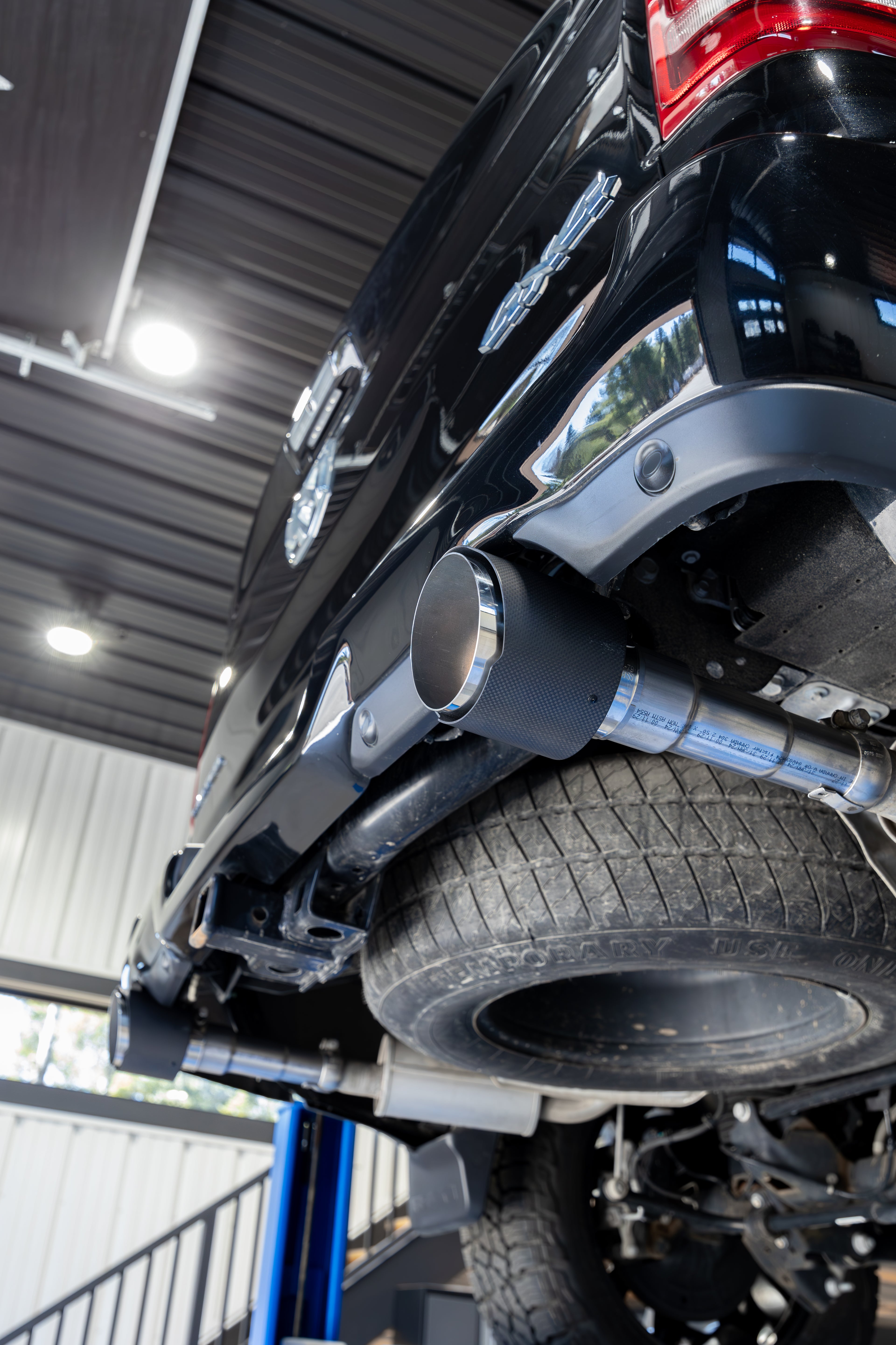 MBRP Exhaust 5in. OD Dual Wall Angle Cut Carbon Fiber Exhaust Tips Sold In Pairs.